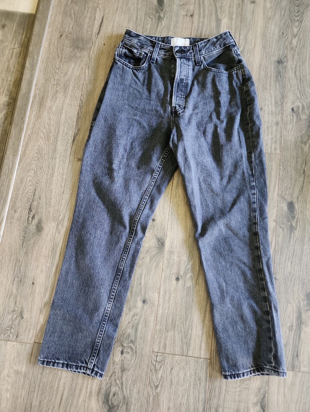 Everlane Curvy 90s Cheeky Straight Washed Black Relaxed Jeans 29 Organic Cotton